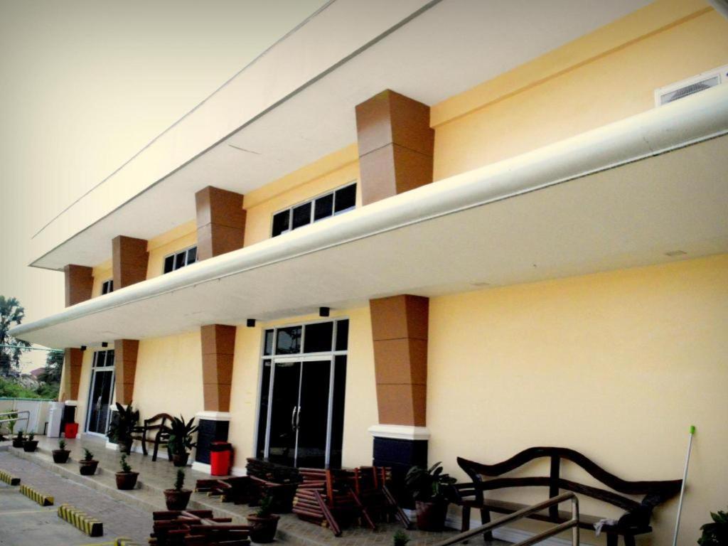 Big Daddy Hotel And Convention Center Butuan City Exterior foto