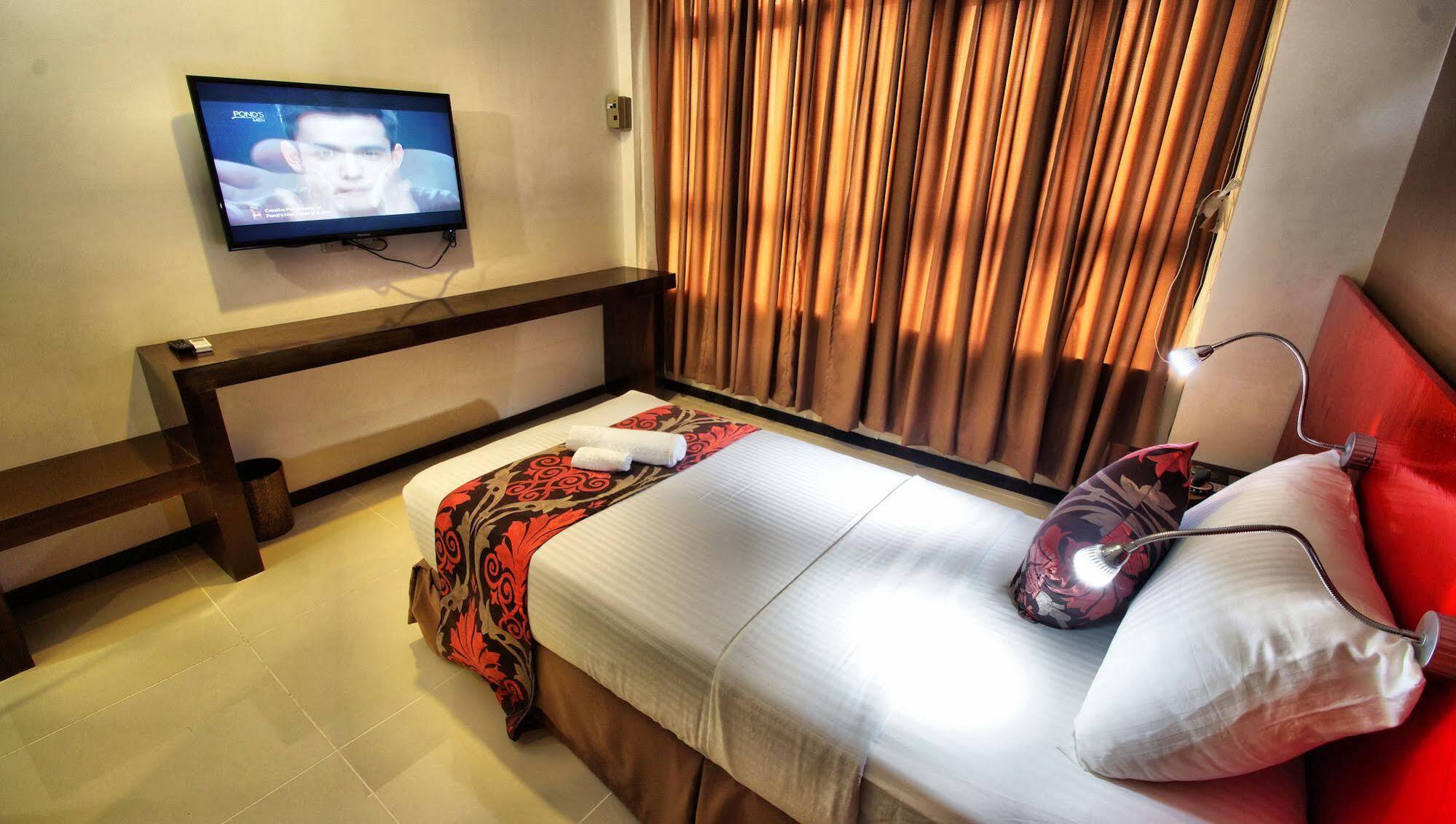 Big Daddy Hotel And Convention Center Butuan City Exterior foto